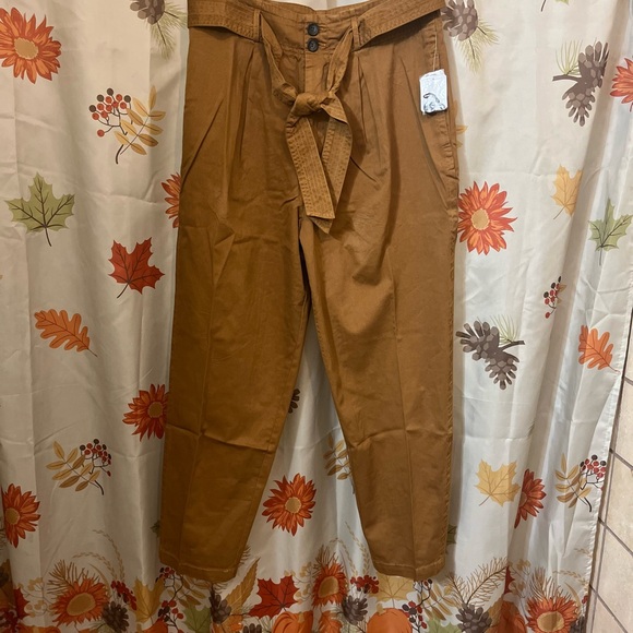 Free People Hi-Waisted Pegged 90's Pant - Picture 7 of 12